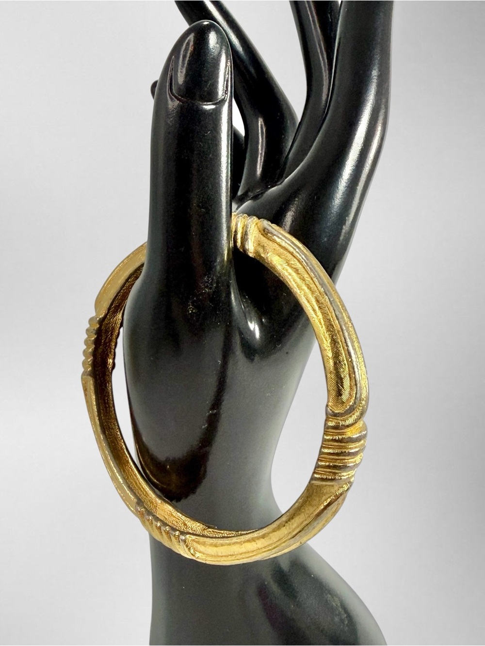 Vintage Givenchy Brushed Gold Tone Bangle Chunky Bracelet Ribbed Band 7.75”
